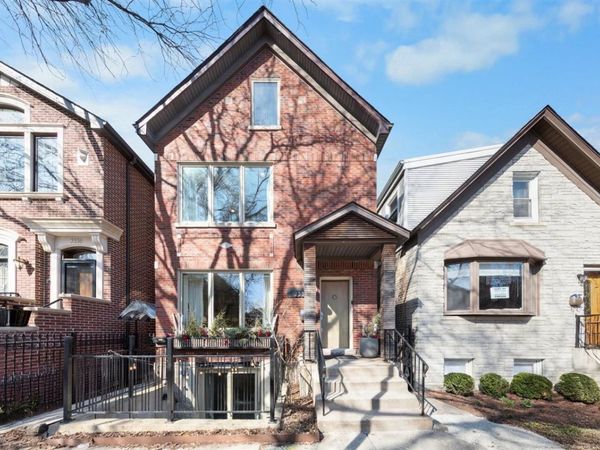 2334 W Medill Avenue, Chicago, IL 60647