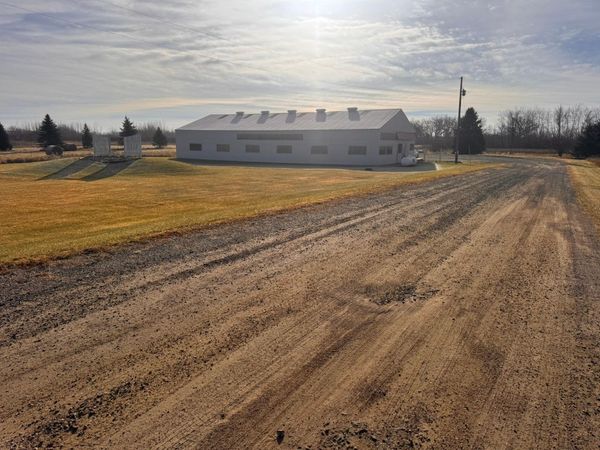 60395 US Highway 12 , Litchfield, MN 55355