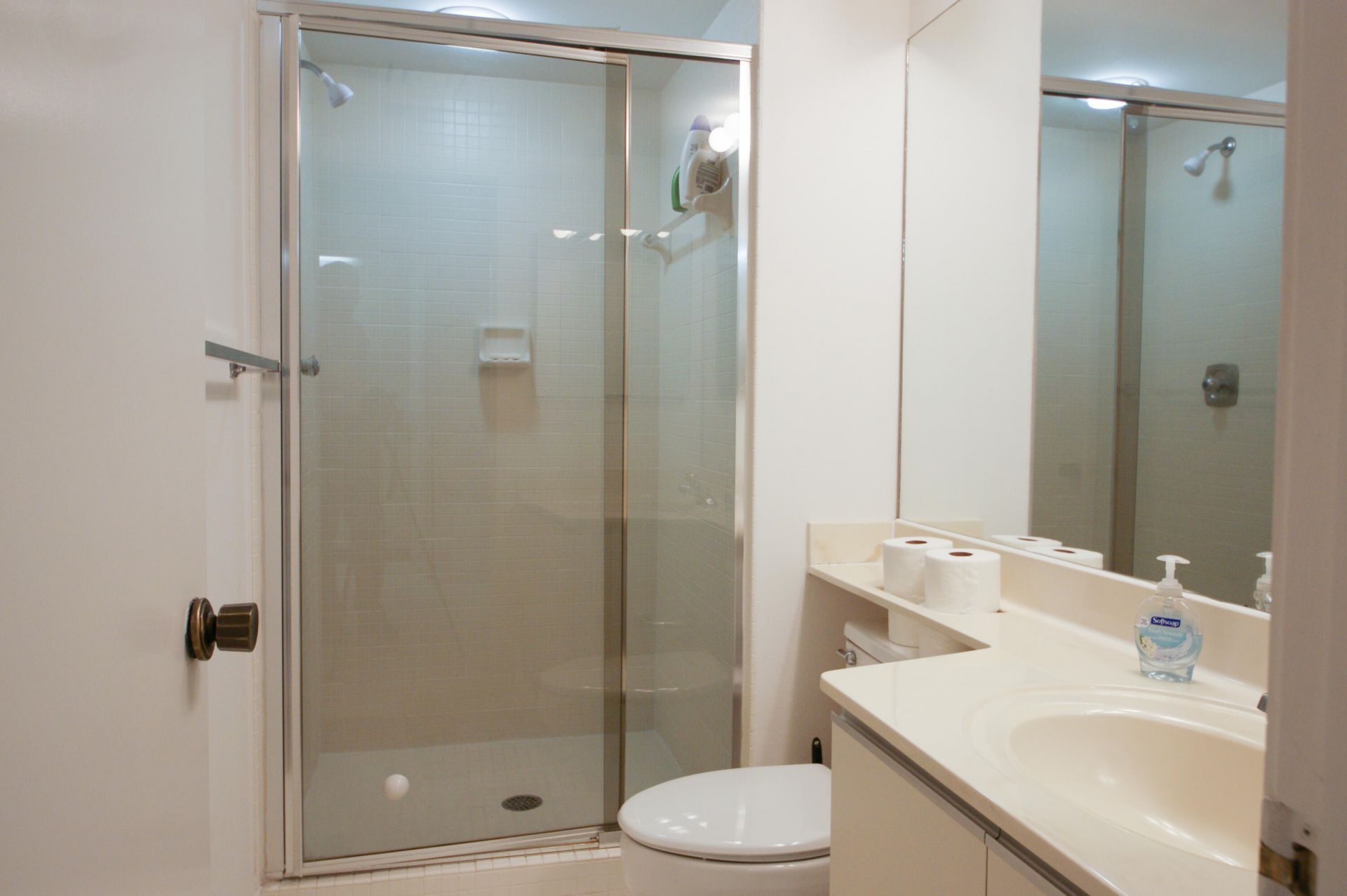 2450 Presidential Way, Unit 208, West Palm Beach, FL 33401 Photo