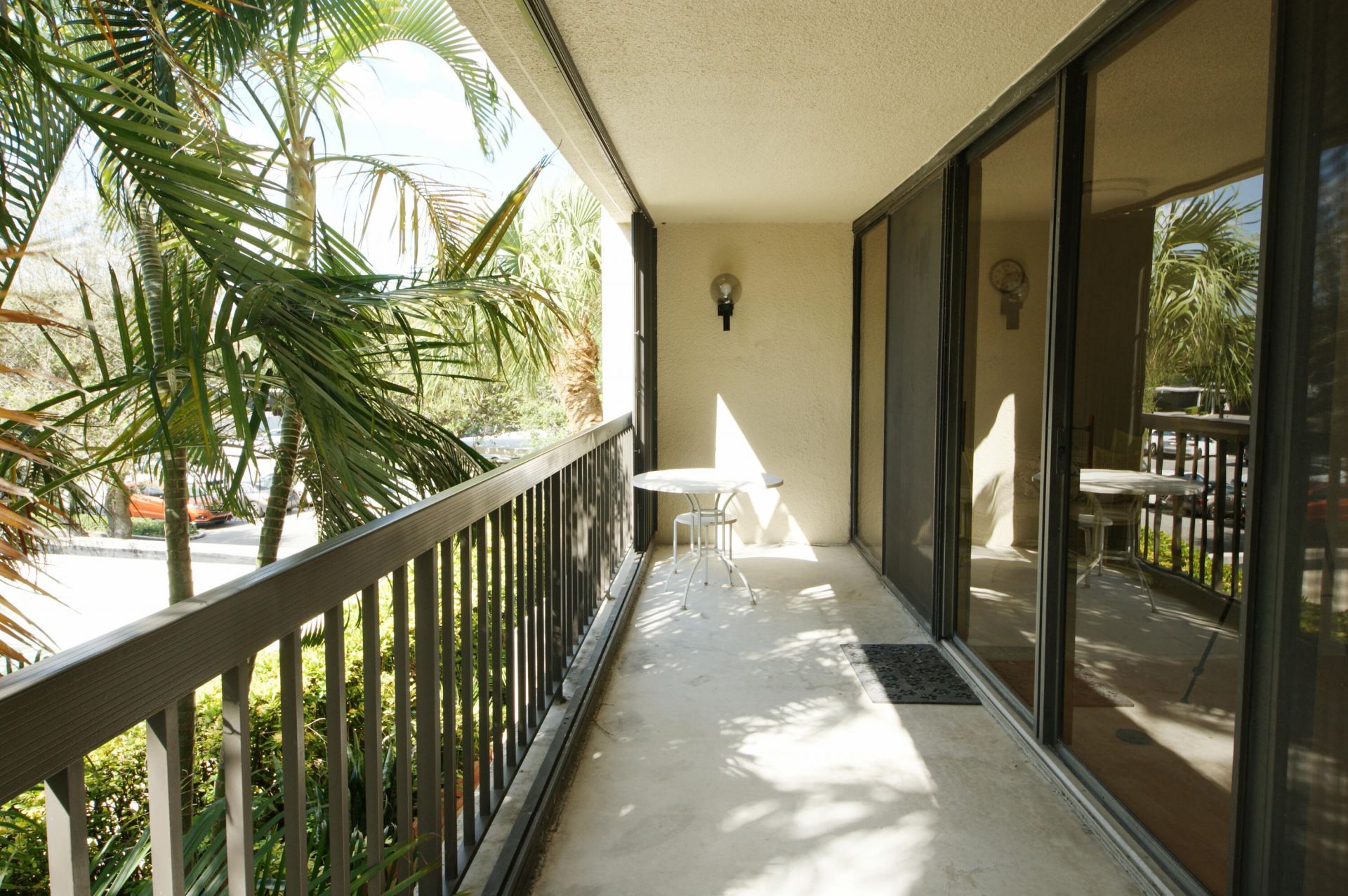 2450 Presidential Way, Unit 208, West Palm Beach, FL 33401 Photo