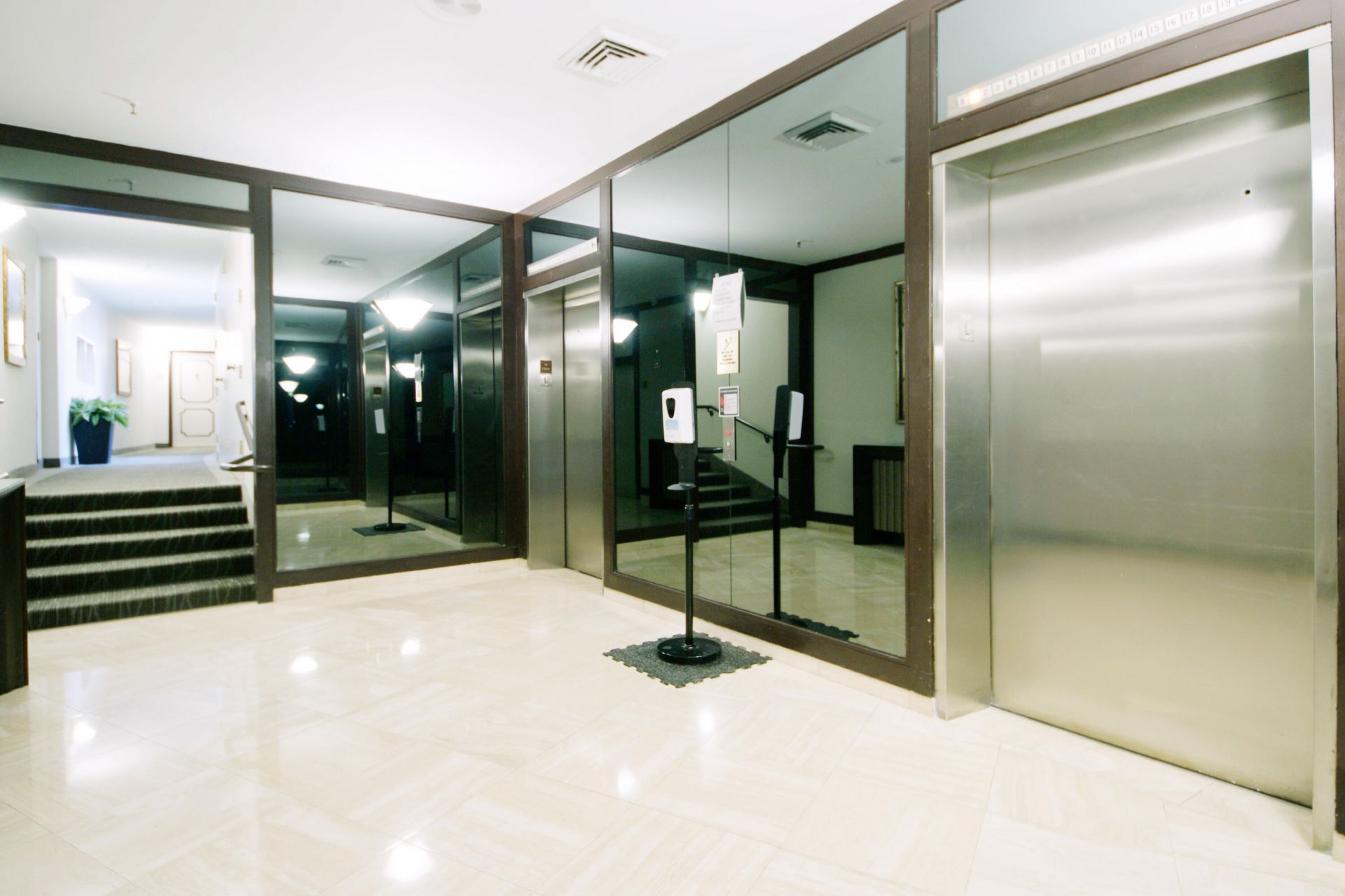 2450 Presidential Way, Unit 208, West Palm Beach, FL 33401 Photo