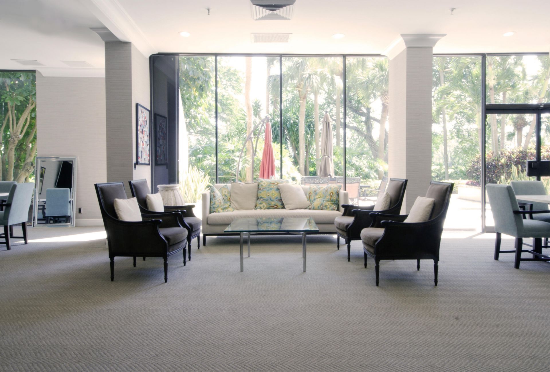 2450 Presidential Way, Unit 208, West Palm Beach, FL 33401 Photo