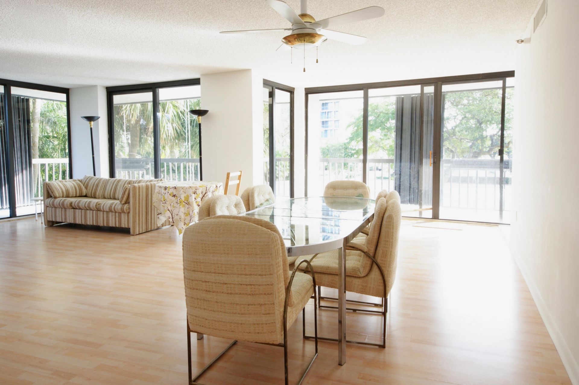 2450 Presidential Way, Unit 208, West Palm Beach, FL 33401 Photo