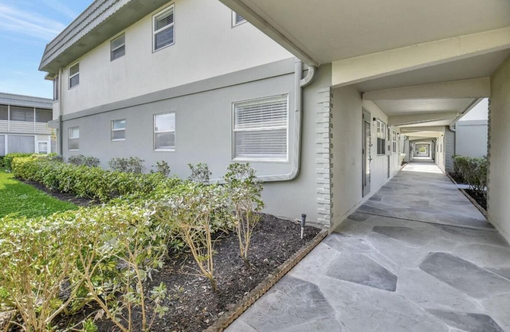 581 Monaco Boulevard, Unit 581, Delray Beach, FL 33446 Photo