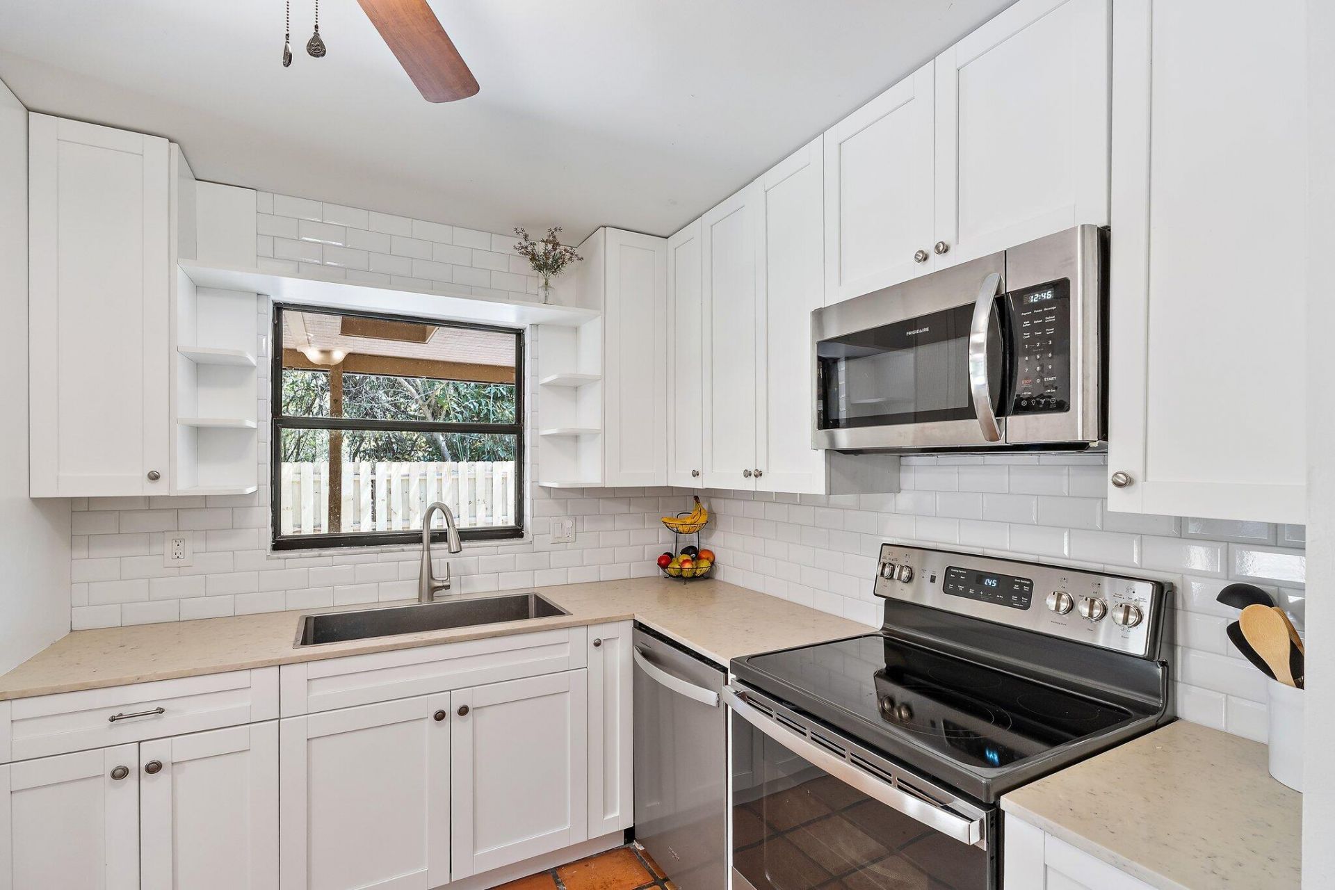 1007 Raintree Lane, Palm Beach Gardens, FL 33410 Photo