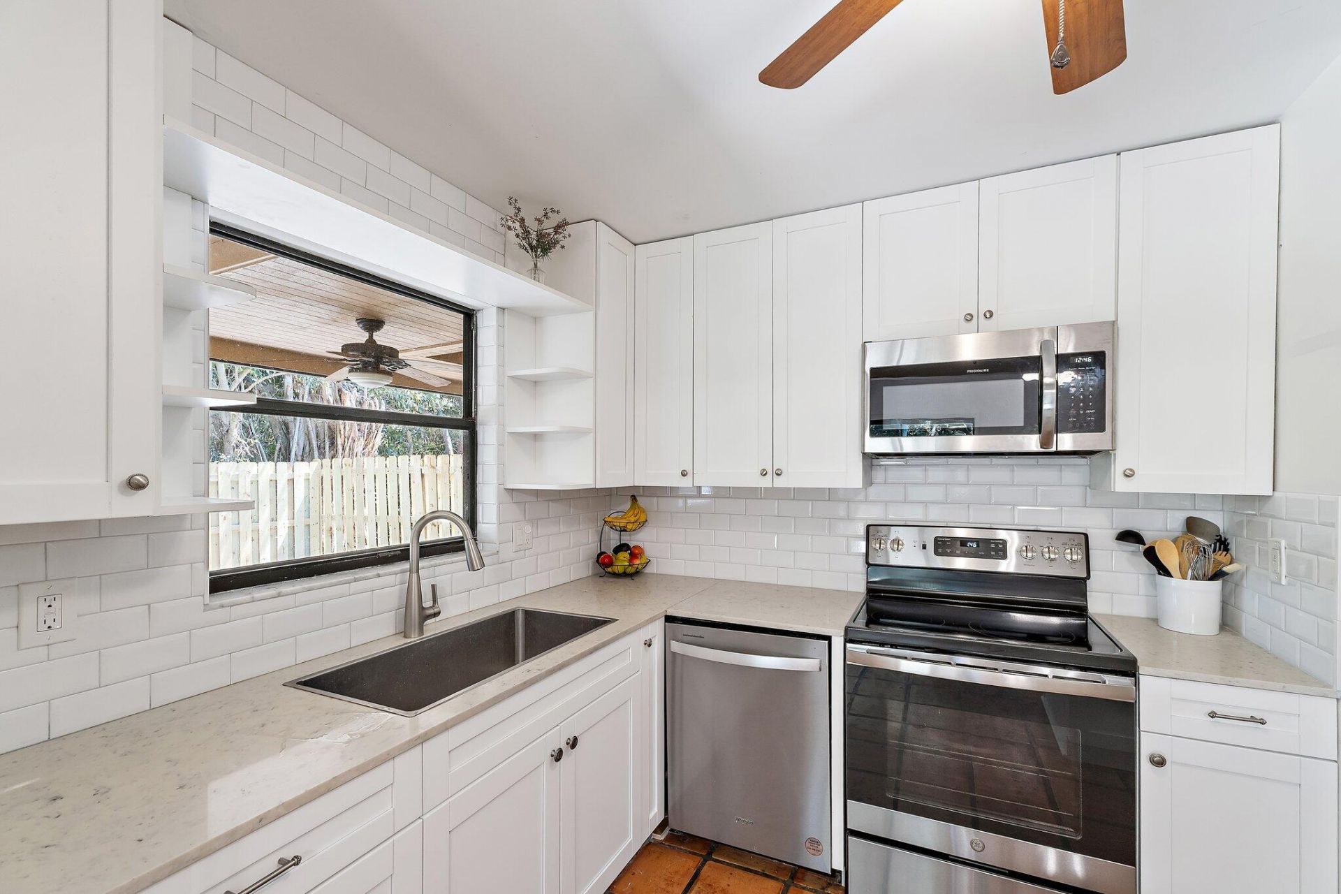 1007 Raintree Lane, Palm Beach Gardens, FL 33410 Photo