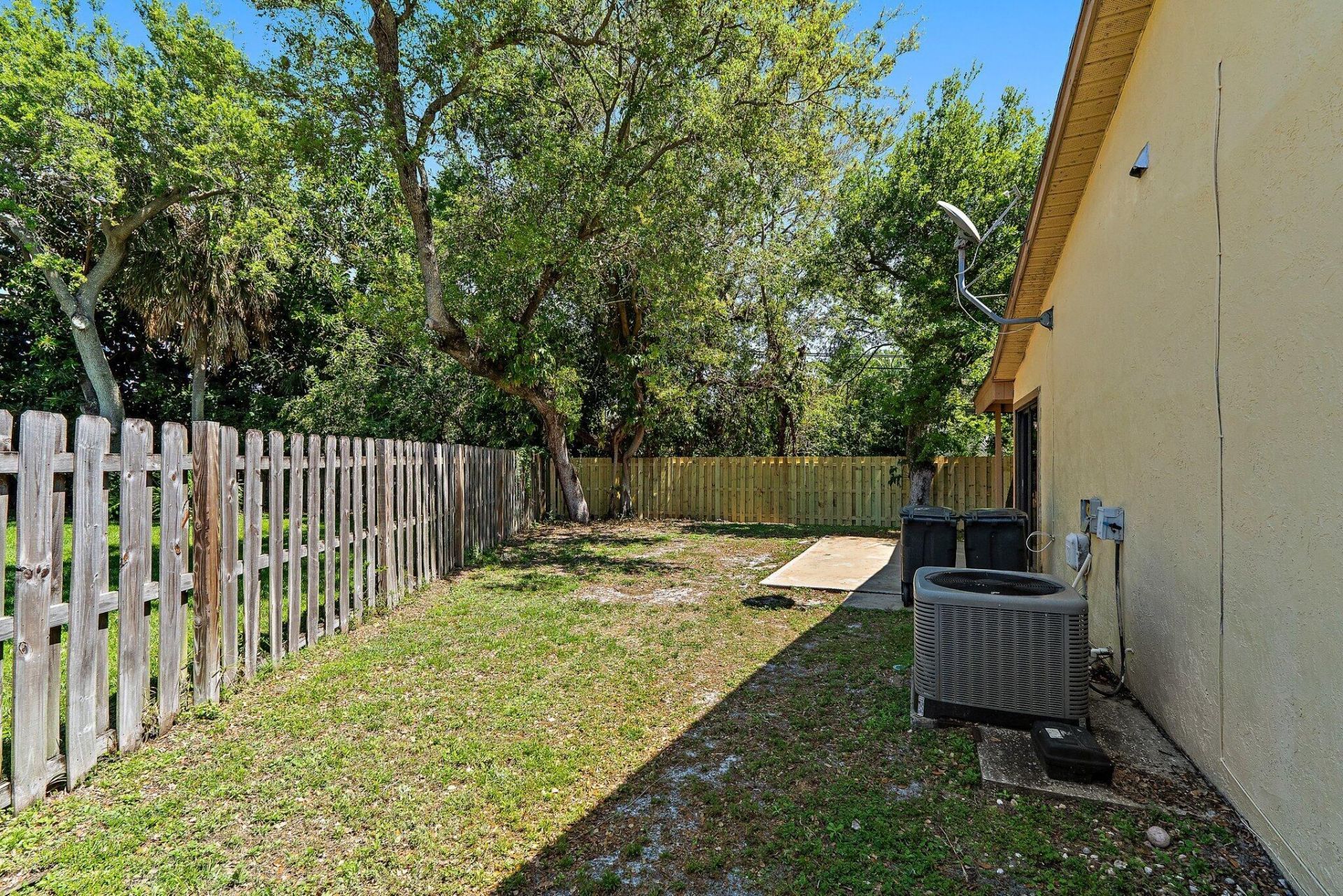 1007 Raintree Lane, Palm Beach Gardens, FL 33410 Photo