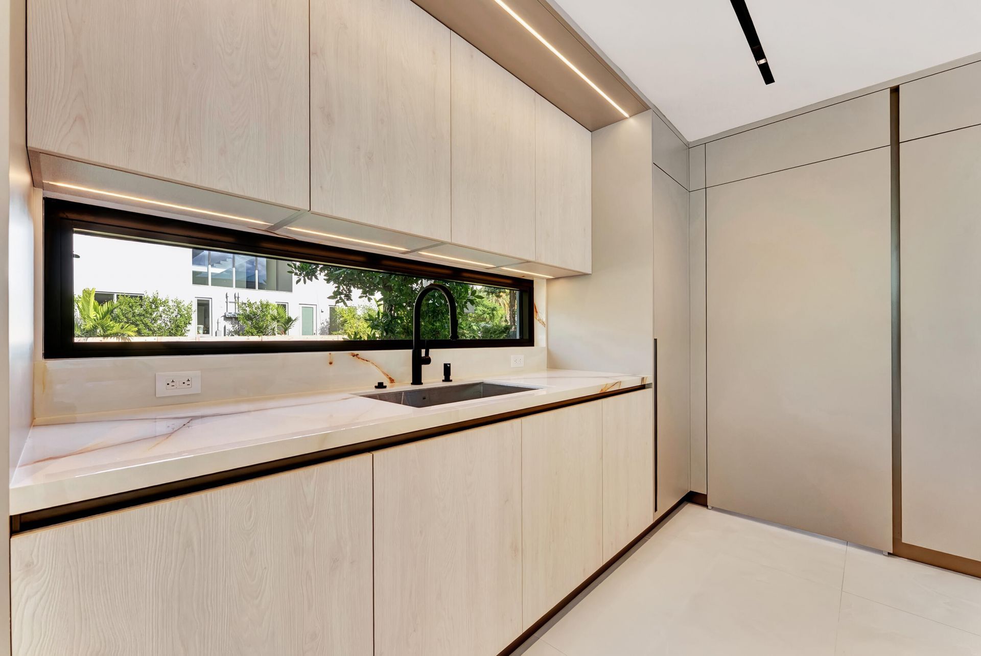 2130 S Miami Avenue, Miami, FL 33129 Photo