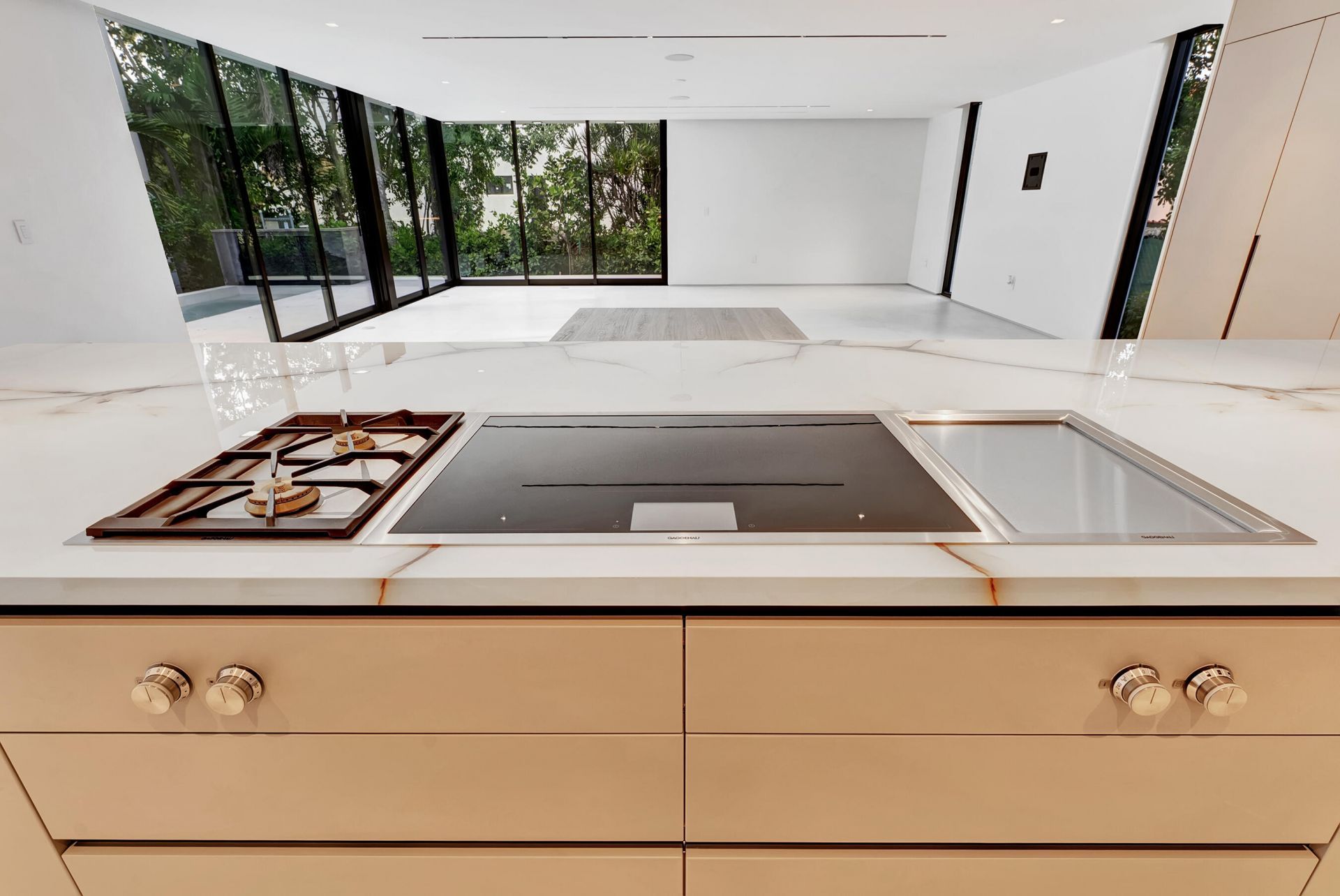 2130 S Miami Avenue, Miami, FL 33129 Photo