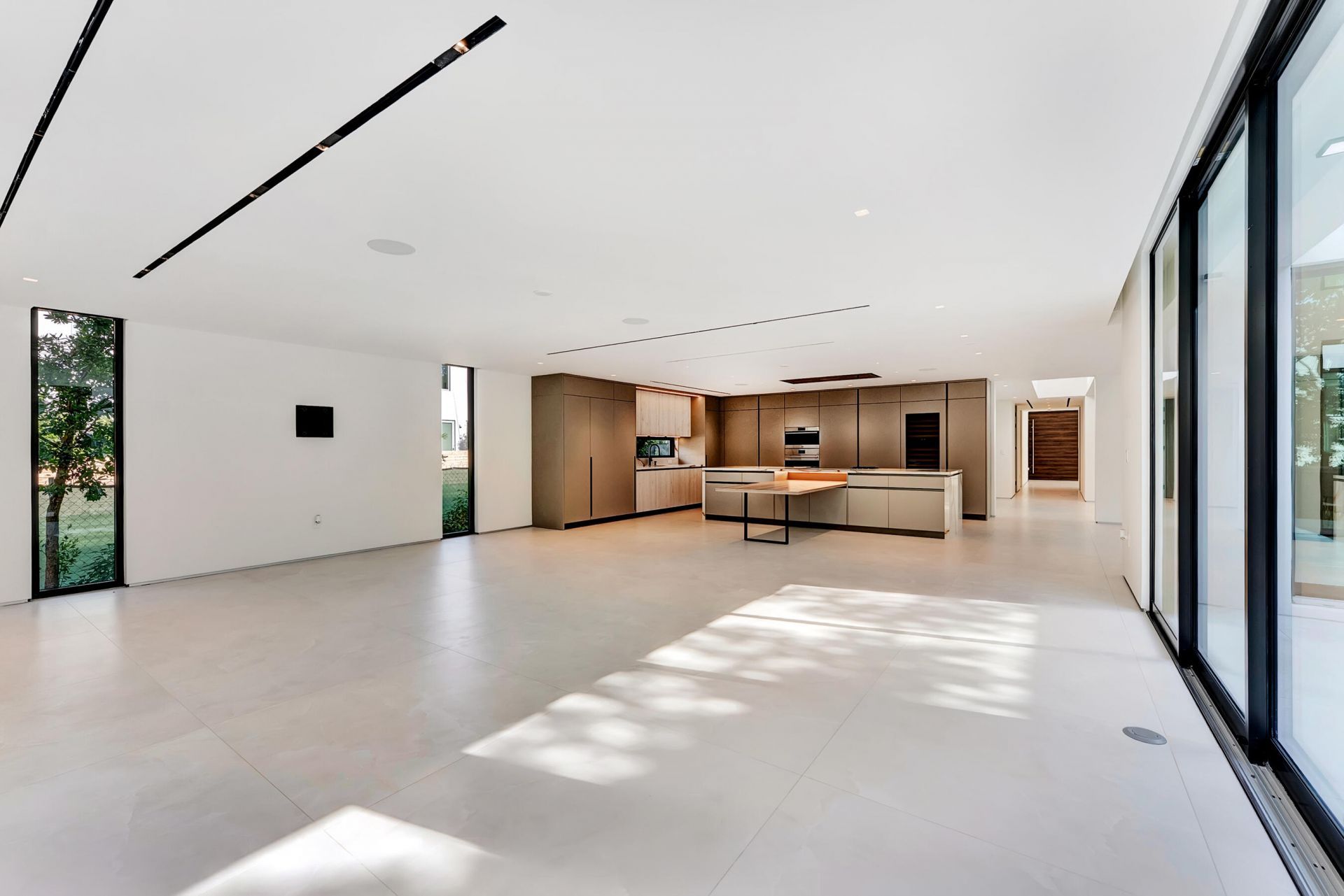 2130 S Miami Avenue, Miami, FL 33129 Photo