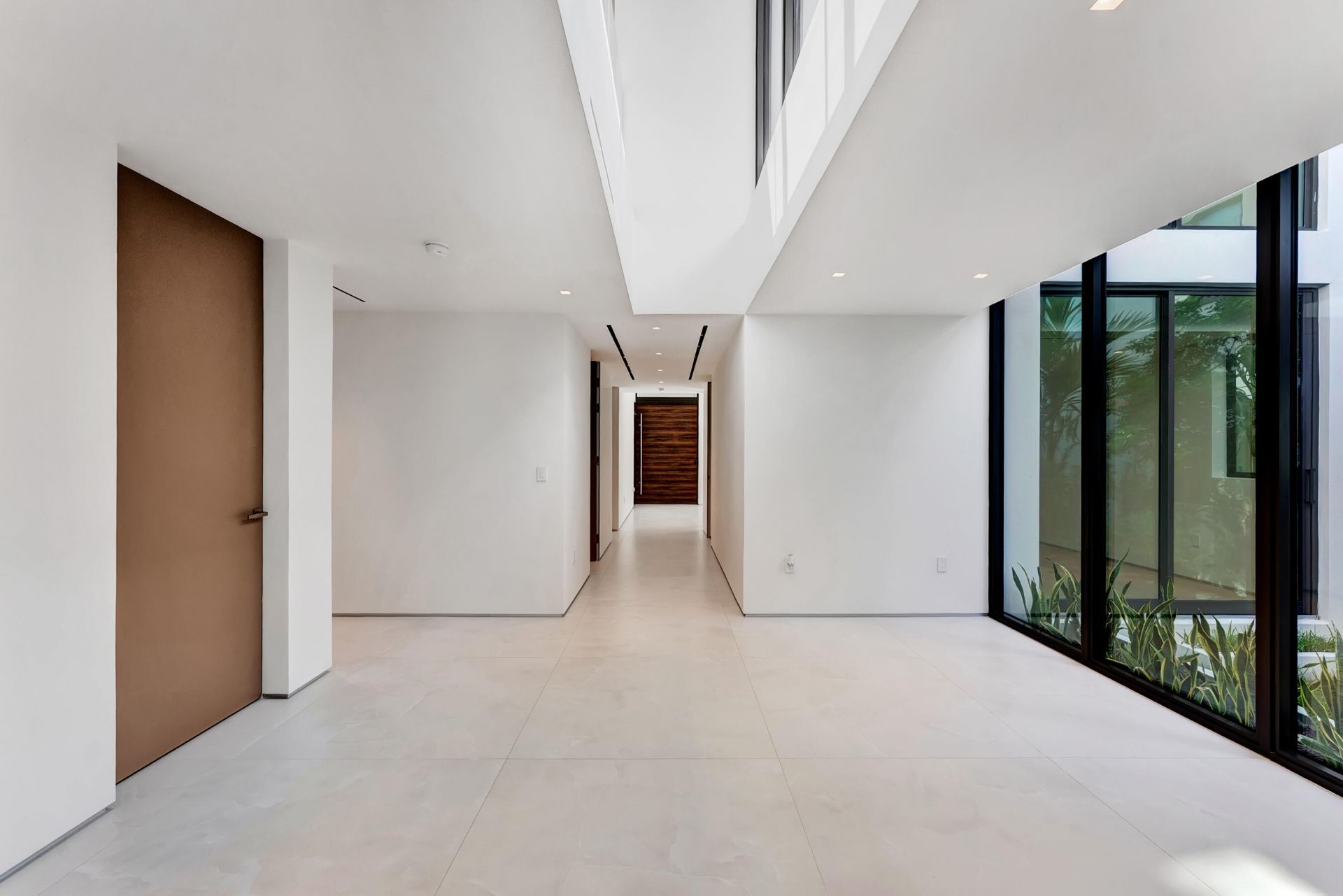 2130 S Miami Avenue, Miami, FL 33129 Photo