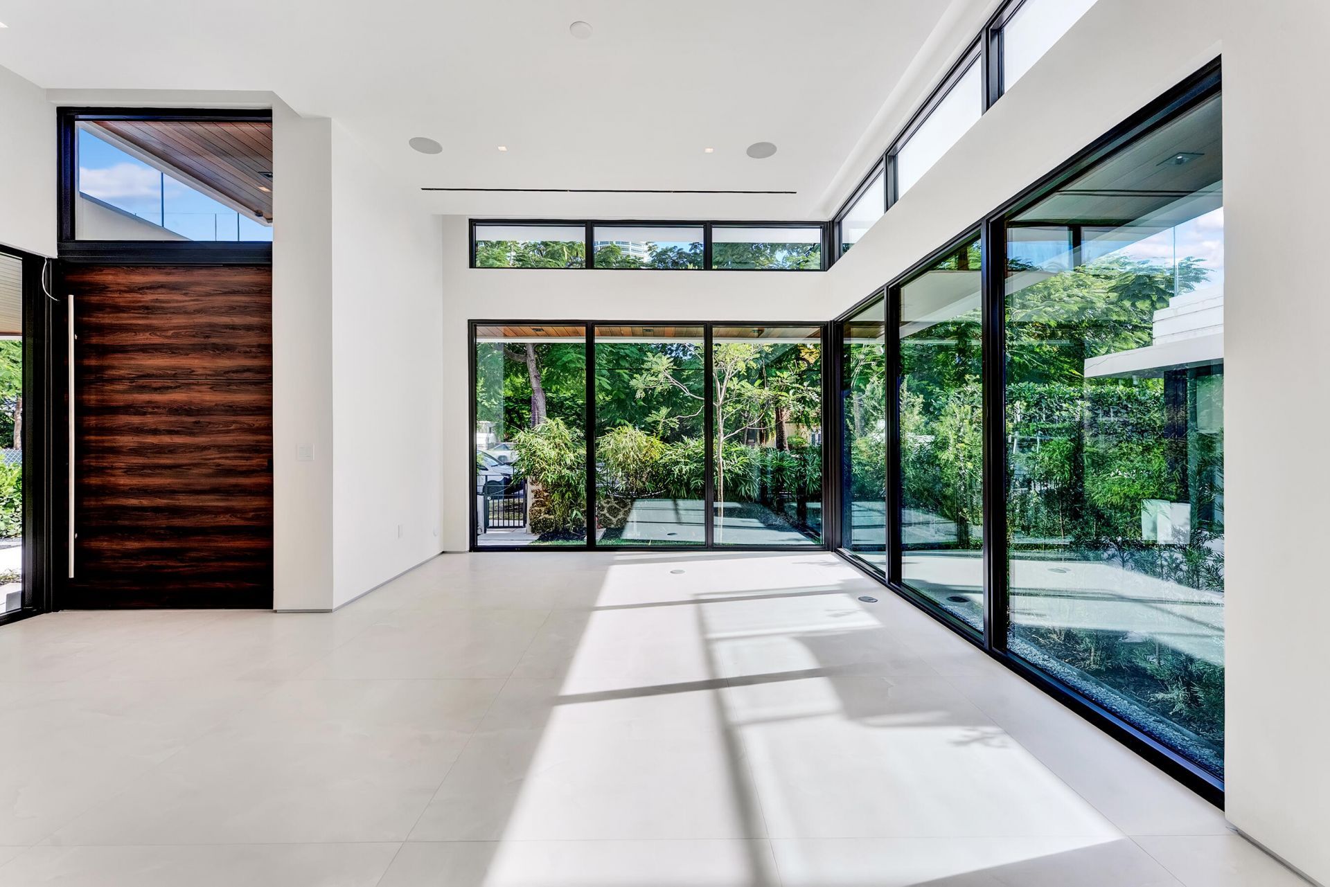 2130 S Miami Avenue, Miami, FL 33129 Photo