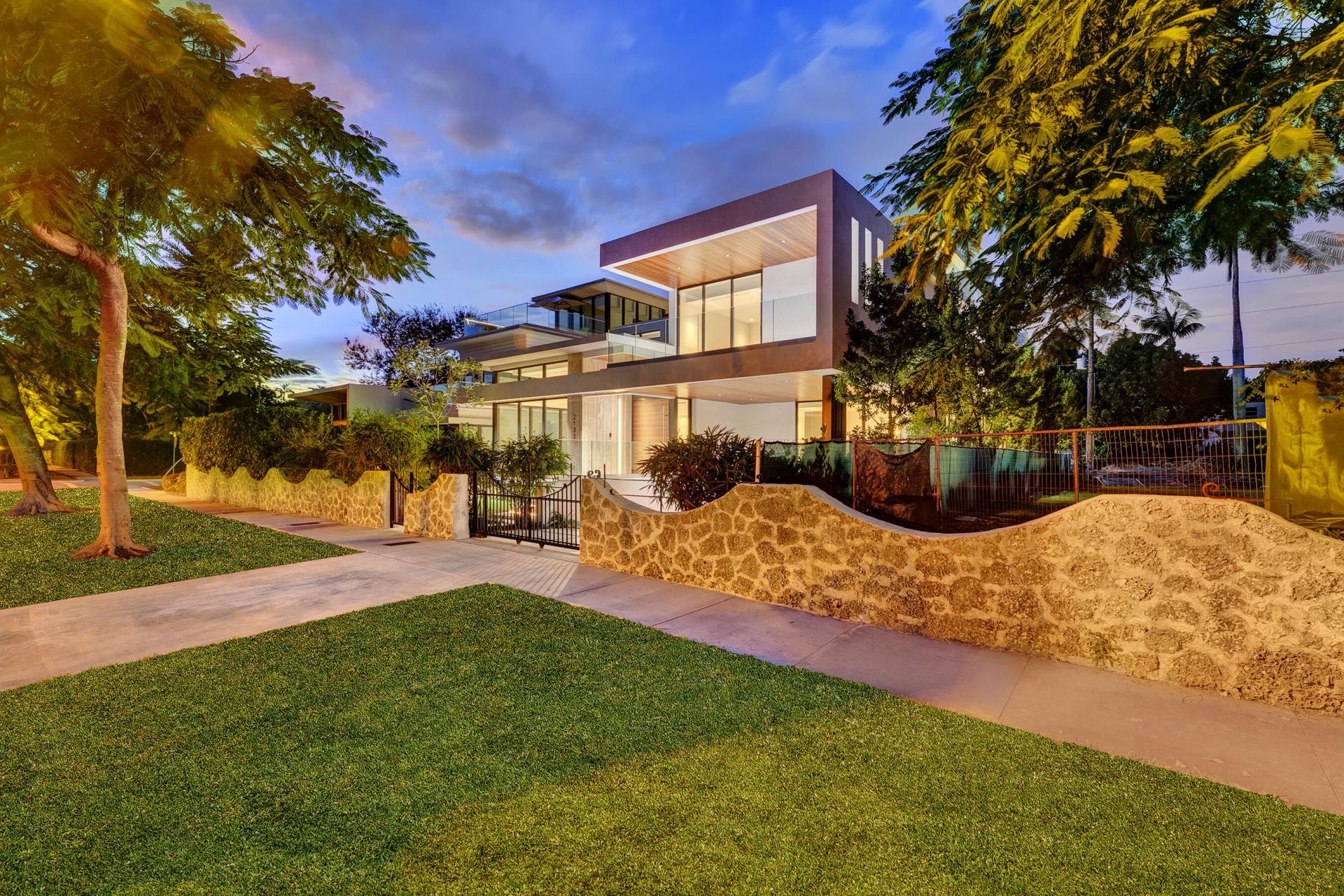 2130 S Miami Avenue, Miami, FL 33129 Photo