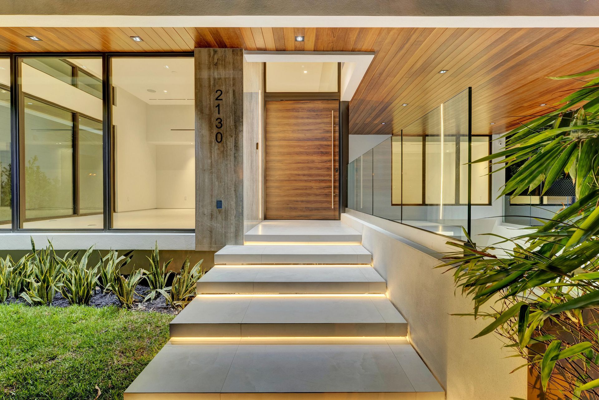 2130 S Miami Avenue, Miami, FL 33129 Photo