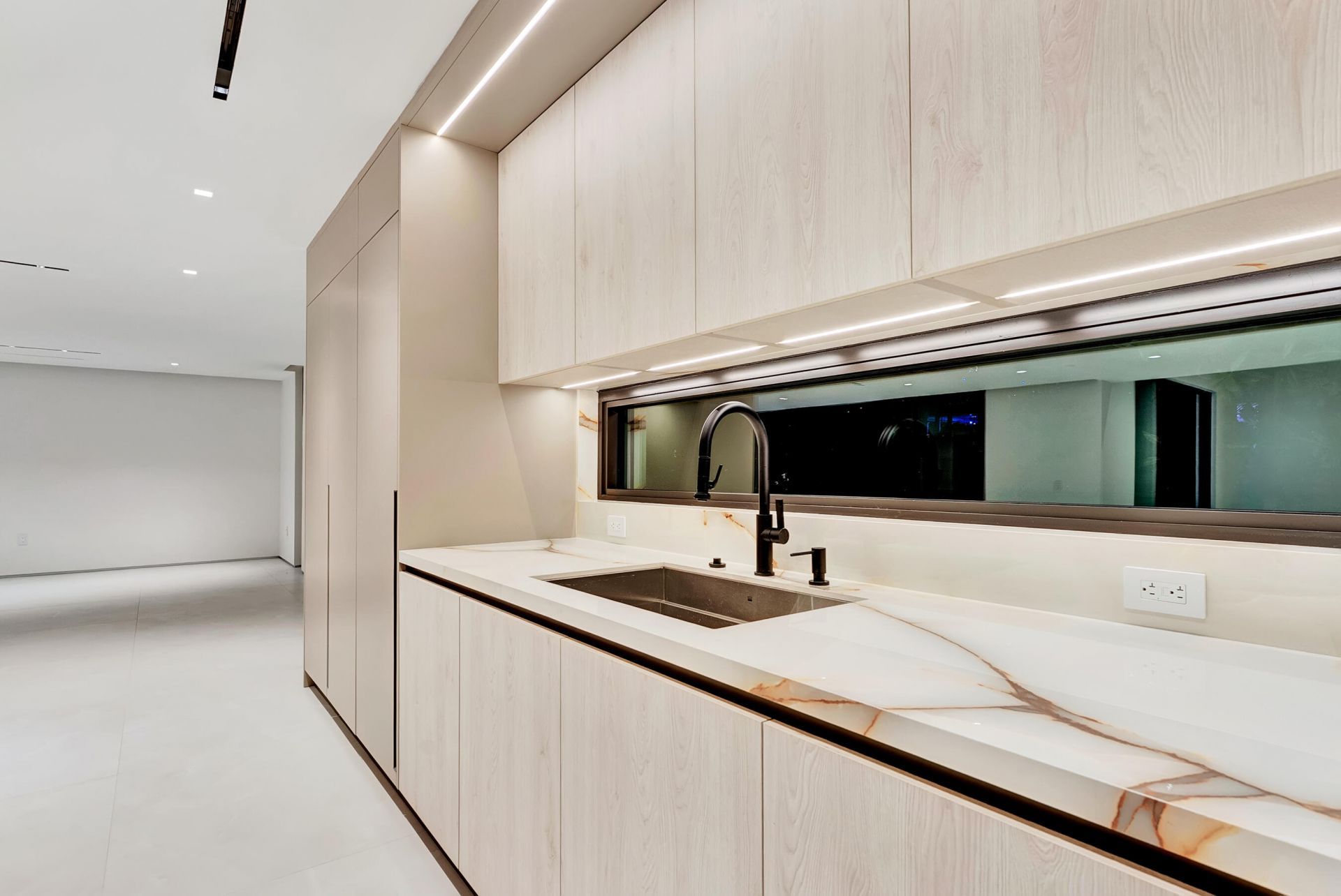 2130 S Miami Avenue, Miami, FL 33129 Photo