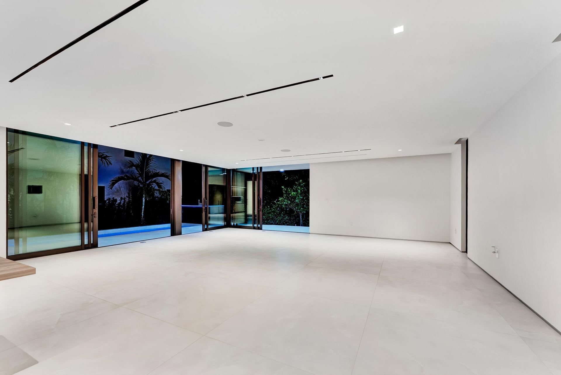 2130 S Miami Avenue, Miami, FL 33129 Photo