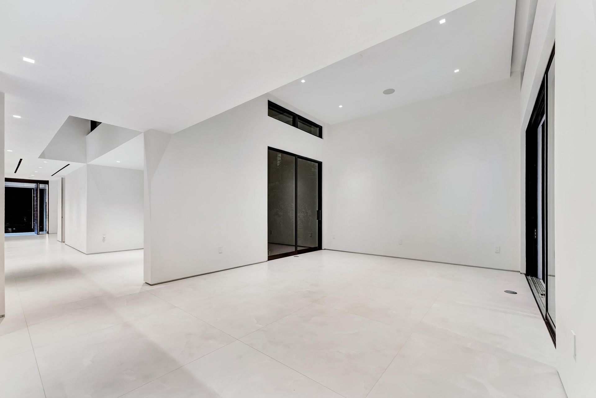 2130 S Miami Avenue, Miami, FL 33129 Photo