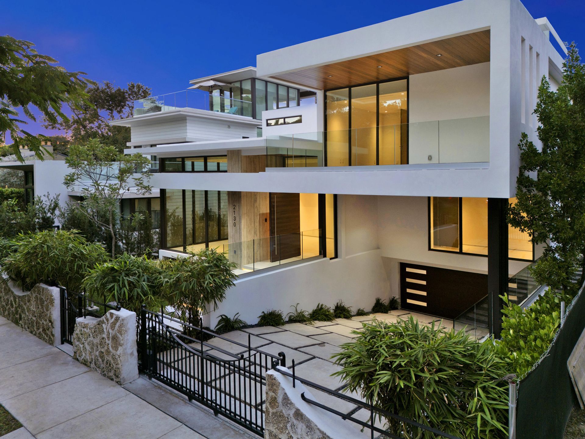 2130 S Miami Avenue, Miami, FL 33129 Photo