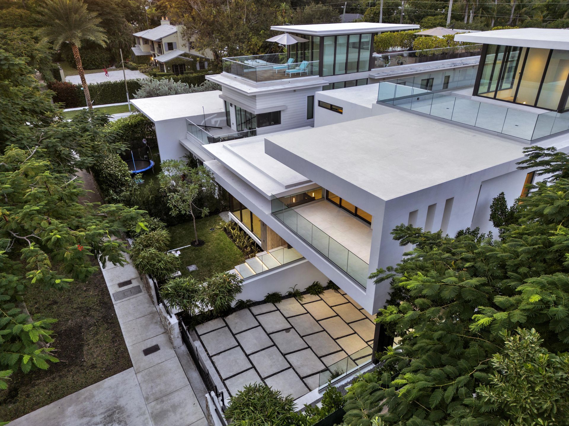 2130 S Miami Avenue, Miami, FL 33129 Photo