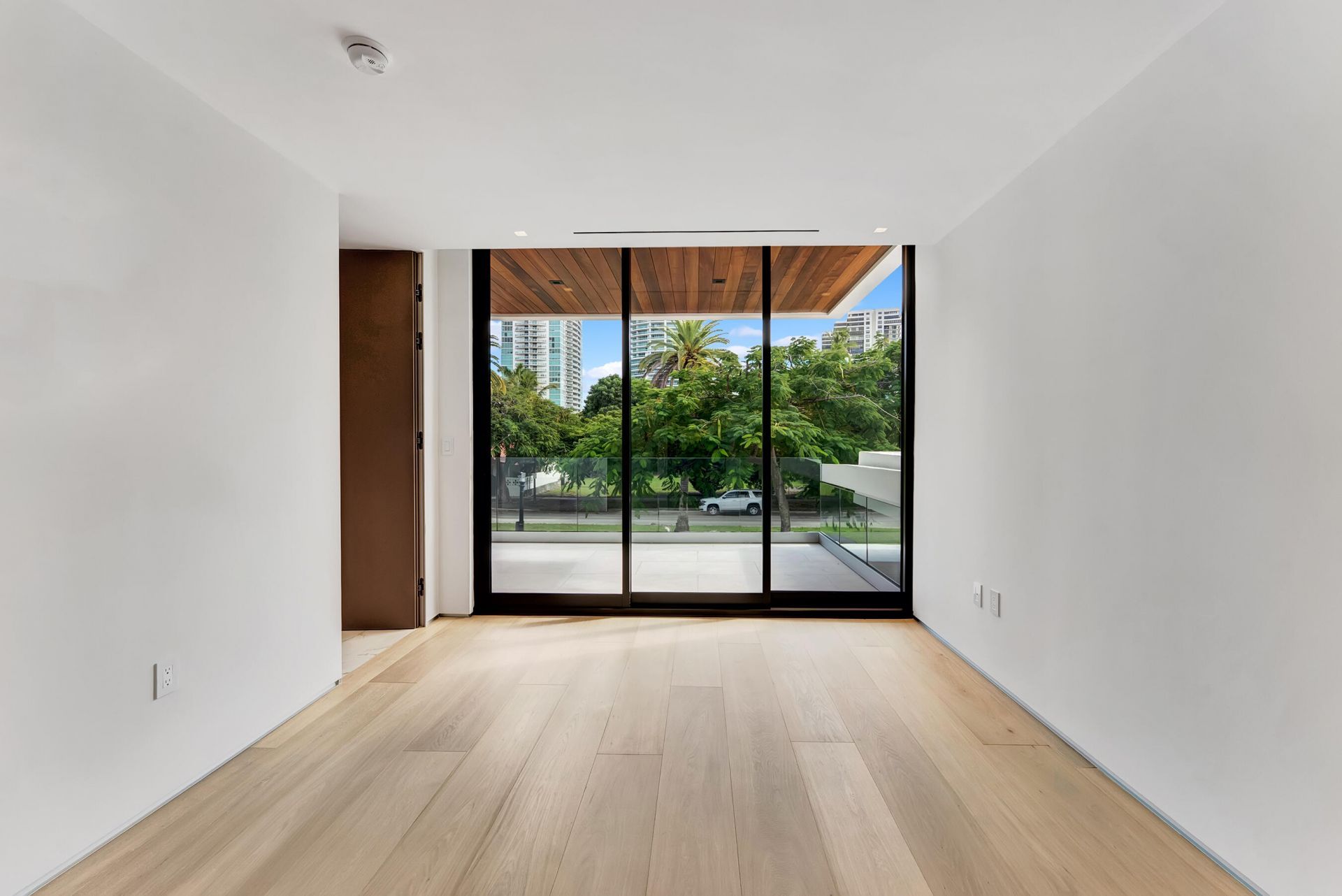 2130 S Miami Avenue, Miami, FL 33129 Photo