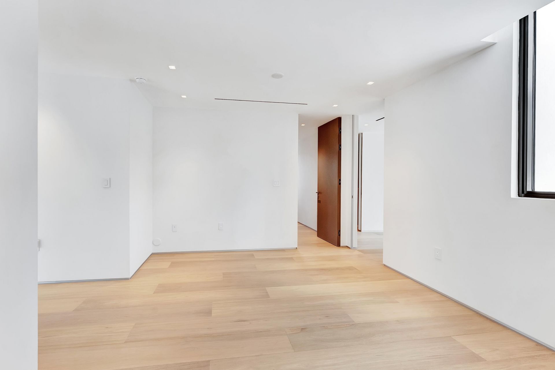 2130 S Miami Avenue, Miami, FL 33129 Photo