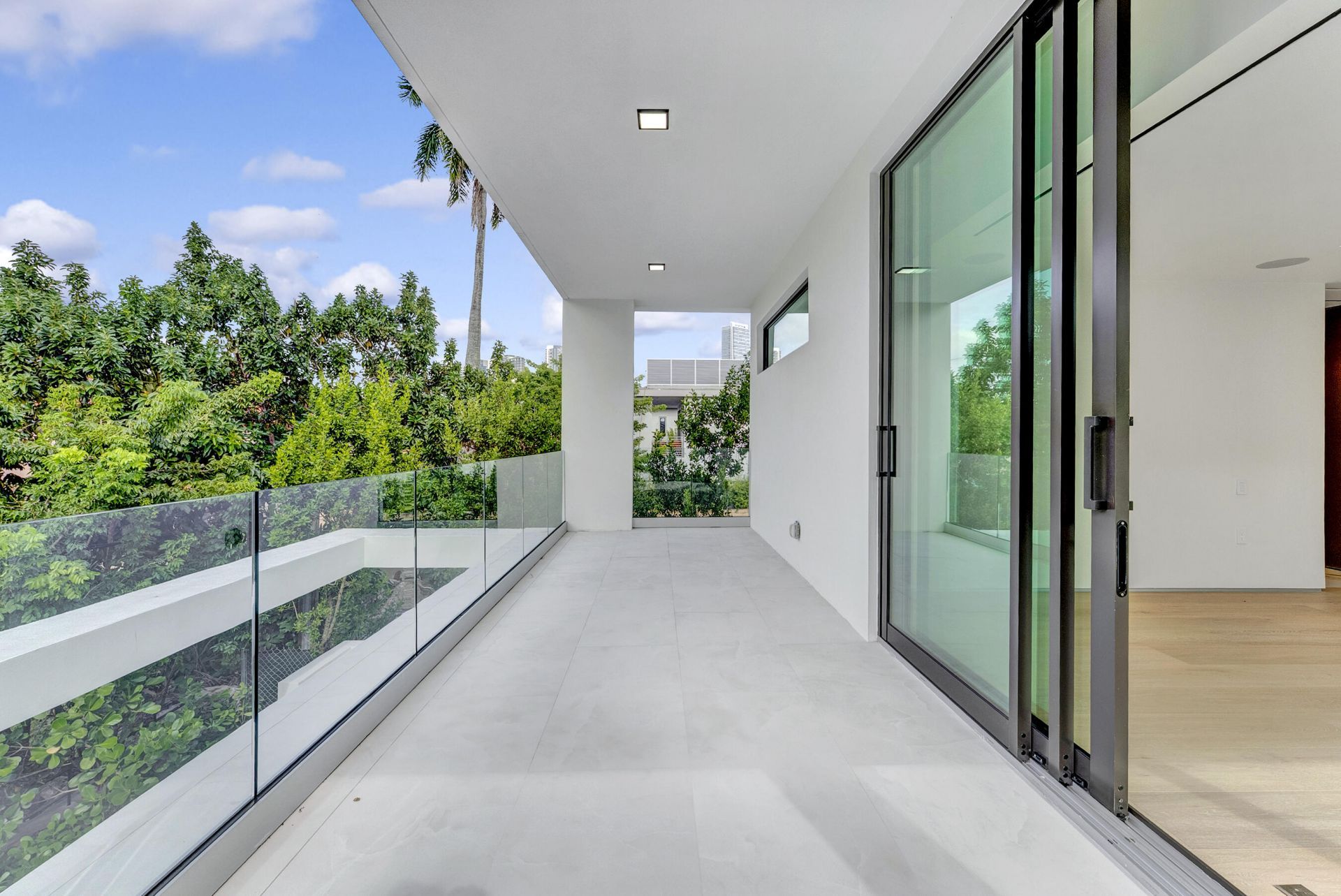 2130 S Miami Avenue, Miami, FL 33129 Photo