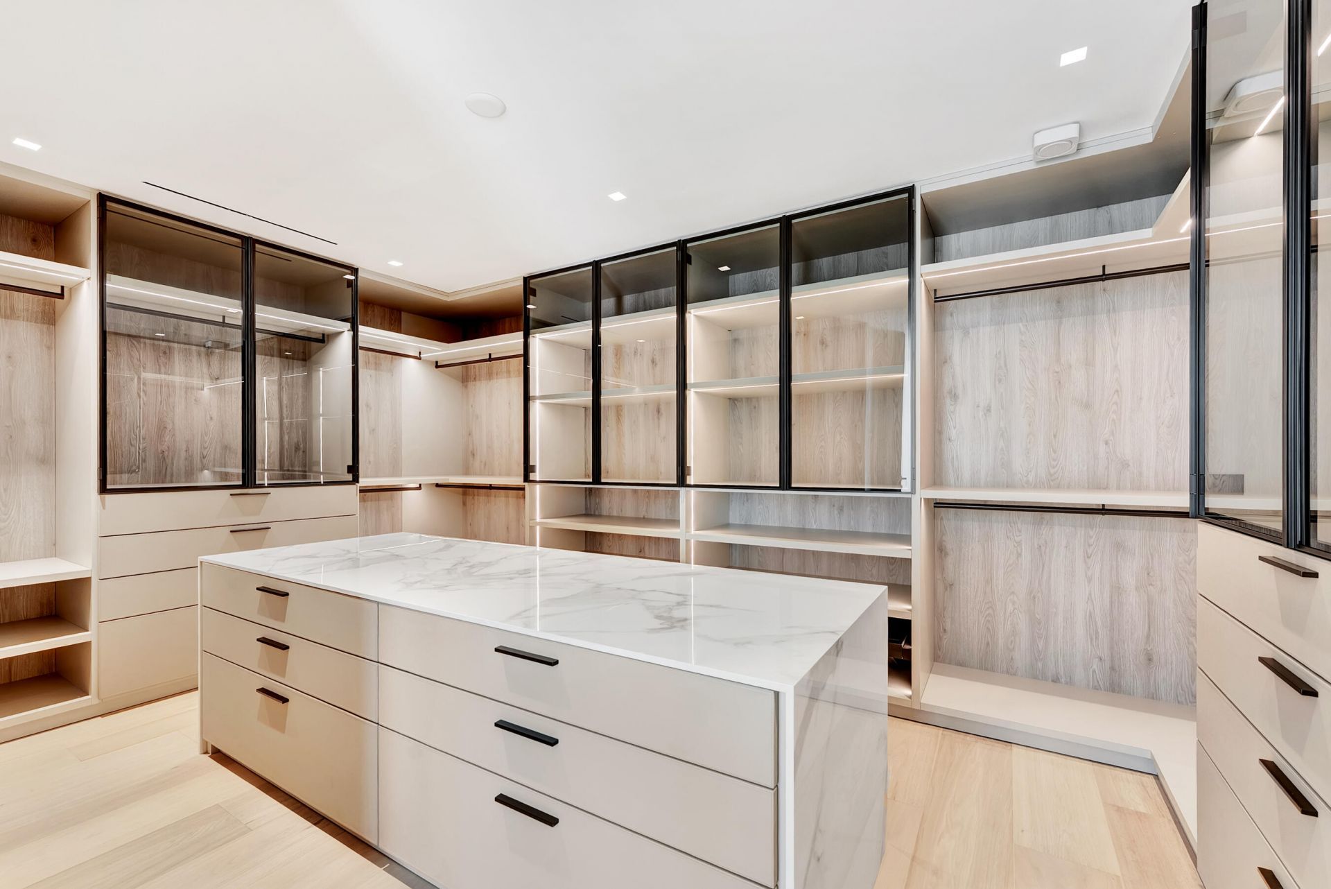 2130 S Miami Avenue, Miami, FL 33129 Photo