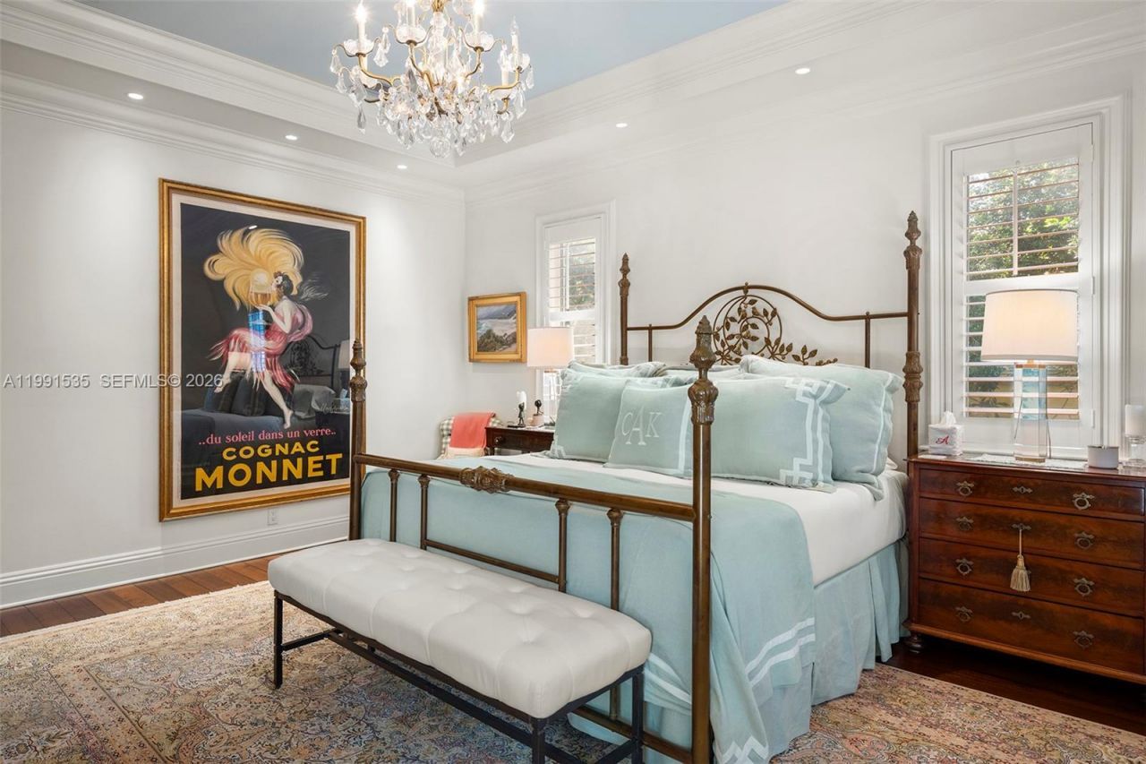 6900 Altamira St, Coral Gables, FL 33146 Photo