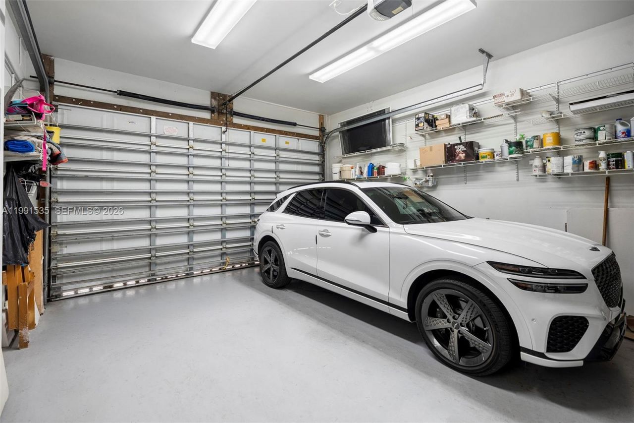 6900 Altamira St, Coral Gables, FL 33146 Photo