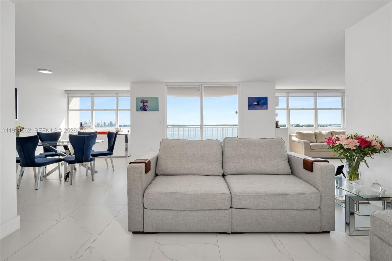 1420 Brickell Bay Dr, Unit 1003A, Miami, FL 33131 Photo
