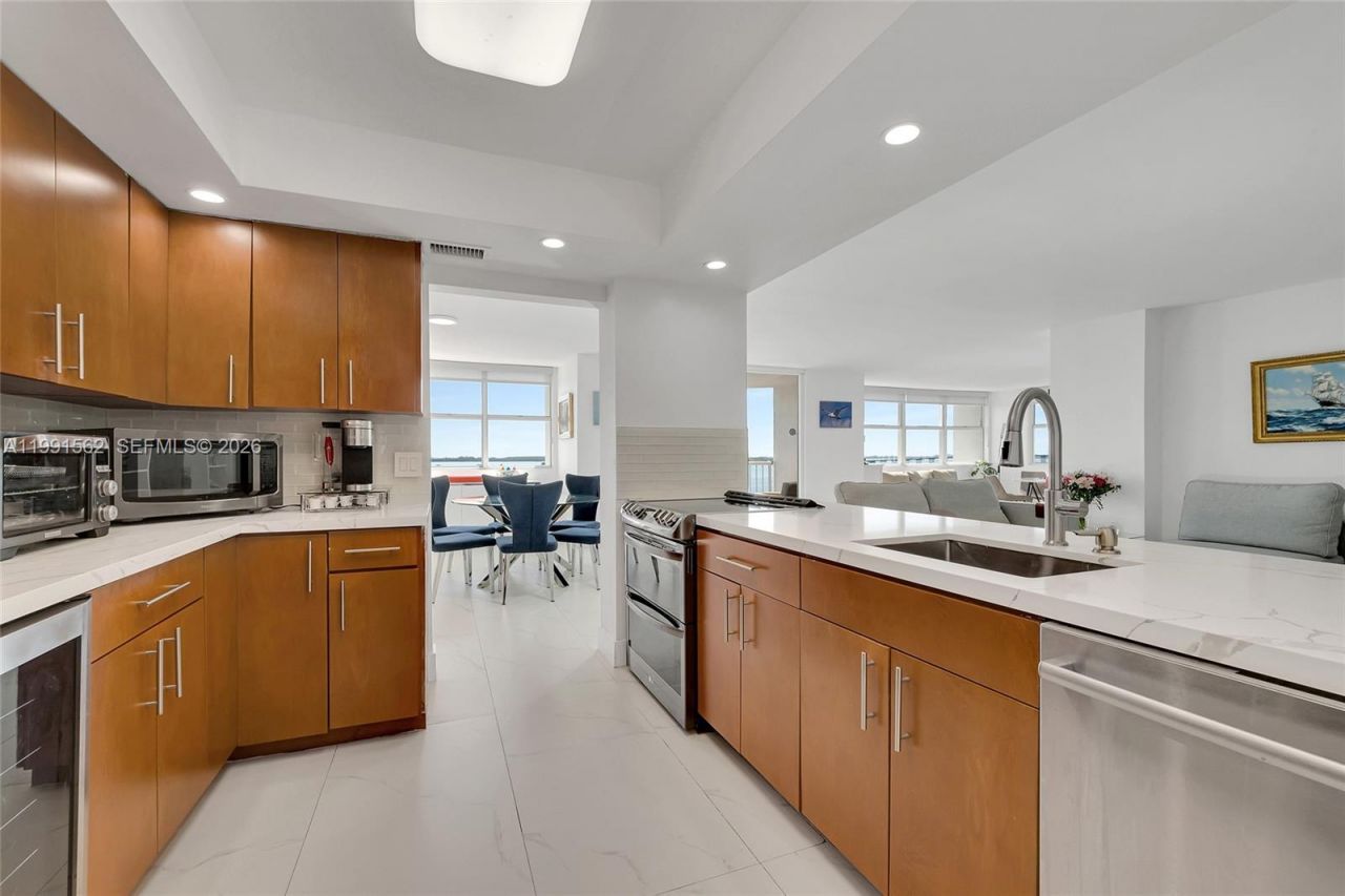 1420 Brickell Bay Dr, Unit 1003A, Miami, FL 33131 Photo