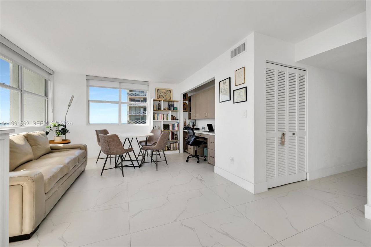 1420 Brickell Bay Dr, Unit 1003A, Miami, FL 33131 Photo