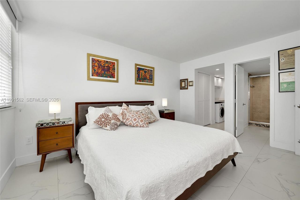 1420 Brickell Bay Dr, Unit 1003A, Miami, FL 33131 Photo