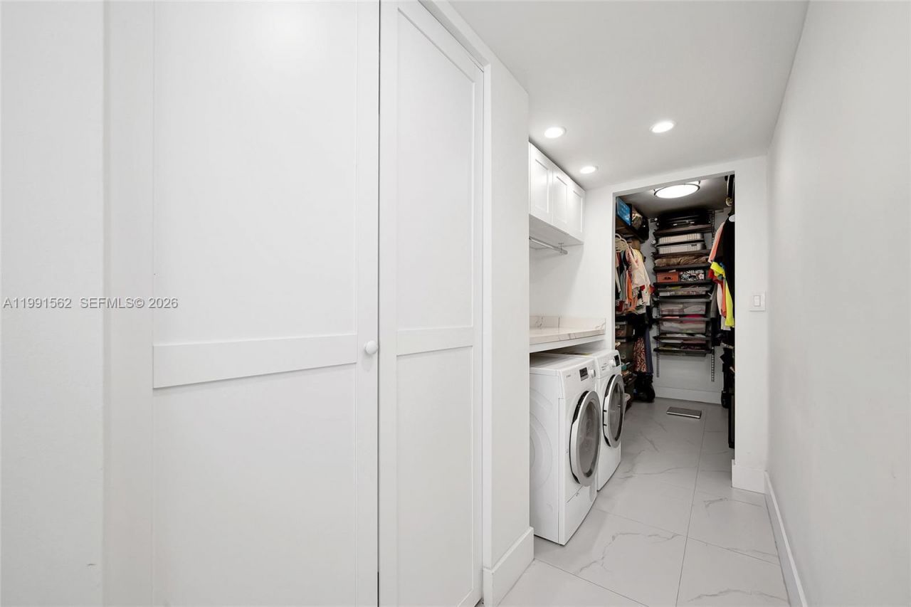 1420 Brickell Bay Dr, Unit 1003A, Miami, FL 33131 Photo