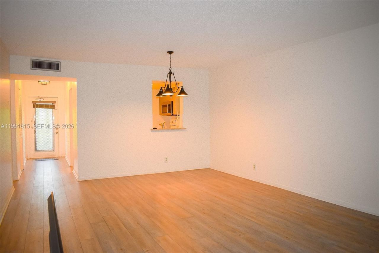 260 NW 76th Ave , Unit 406, Margate, FL 33063 Photo