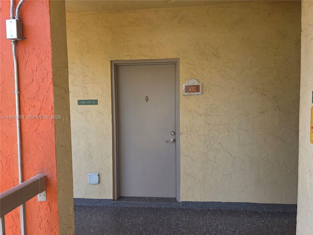 8100 Geneva Ct, Unit 432, Doral, FL 33166 Photo