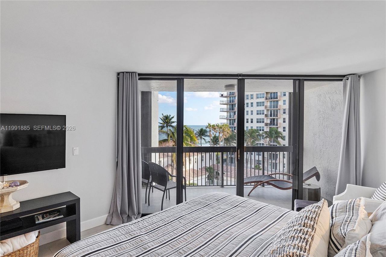 1155 Hillsboro Mile , Unit 510, Hillsboro Beach, FL 33062 Photo