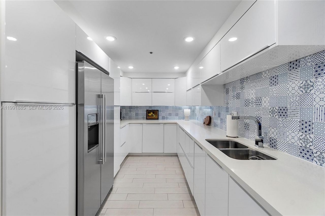 1155 Hillsboro Mile , Unit 510, Hillsboro Beach, FL 33062 Photo