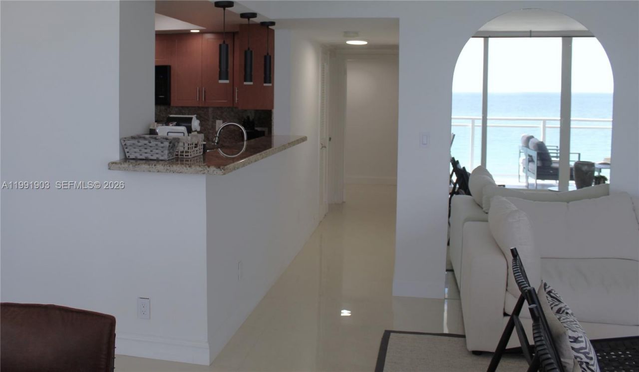 2030 S Ocean Dr , Unit 821, Hallandale Beach, FL 33009 Photo