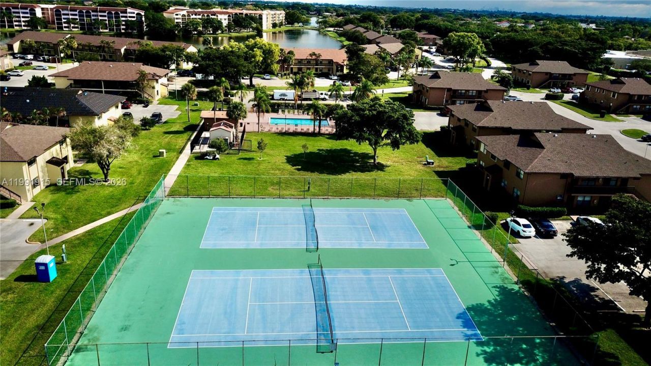 10019 Winding Lake Rd, Unit 202, Sunrise, FL 33351 Photo