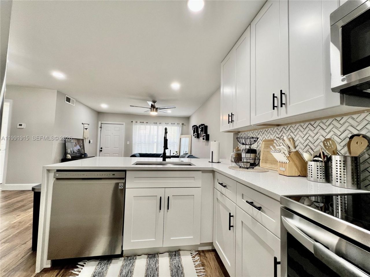 10019 Winding Lake Rd, Unit 202, Sunrise, FL 33351 Photo