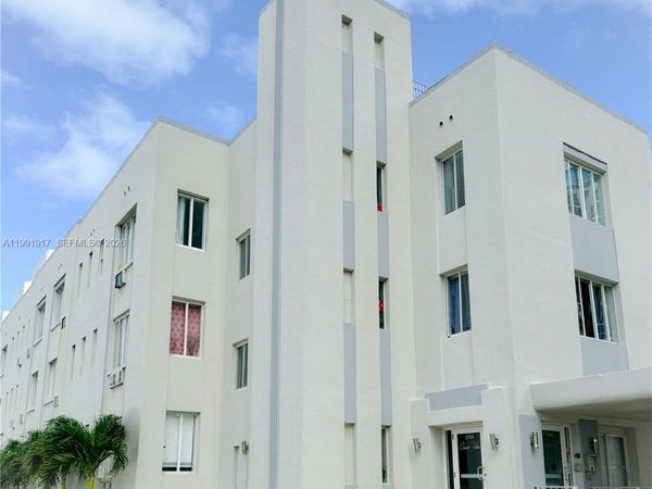 3700 Collins Ave , Unit S-202, Miami Beach, FL 33140