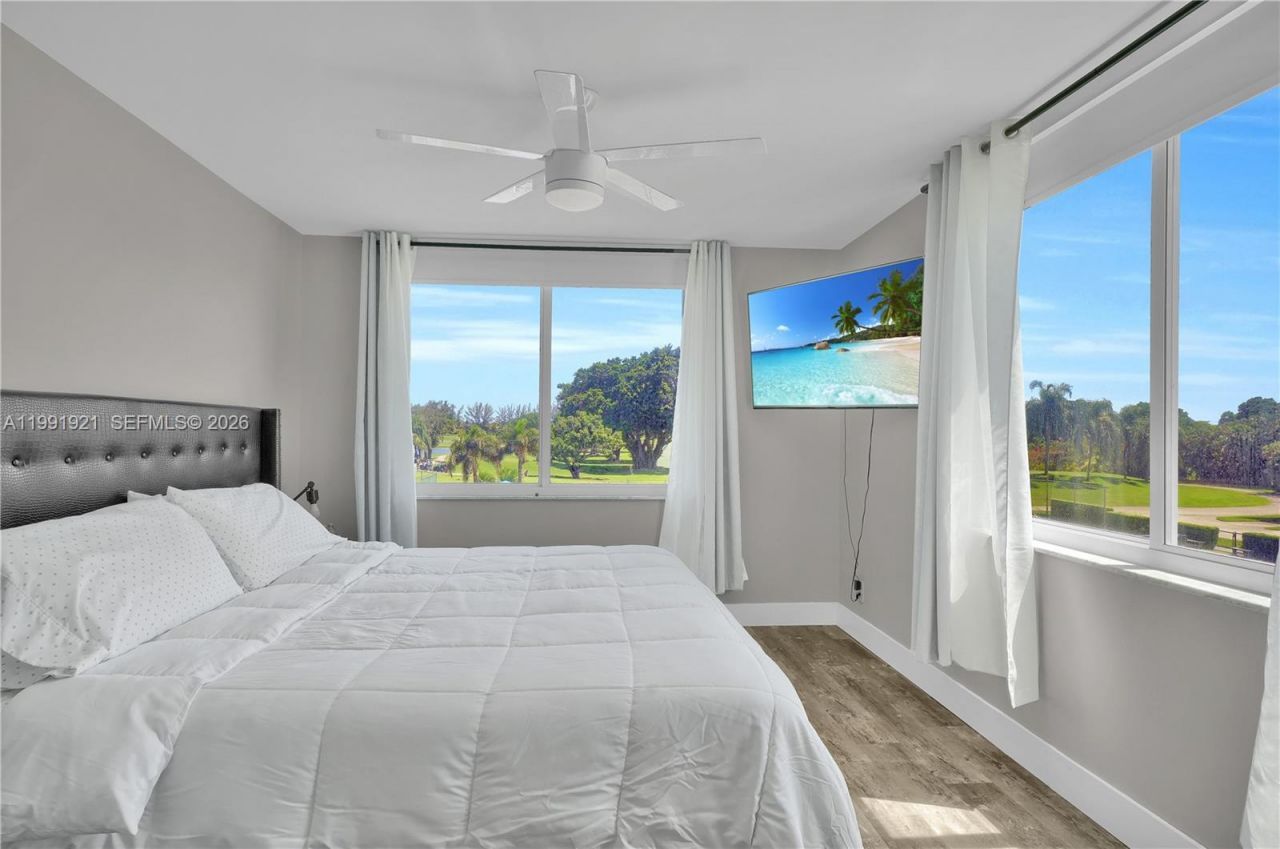 8900 Washington Blvd, Unit 320, Pembroke Pines, FL 33025 Photo