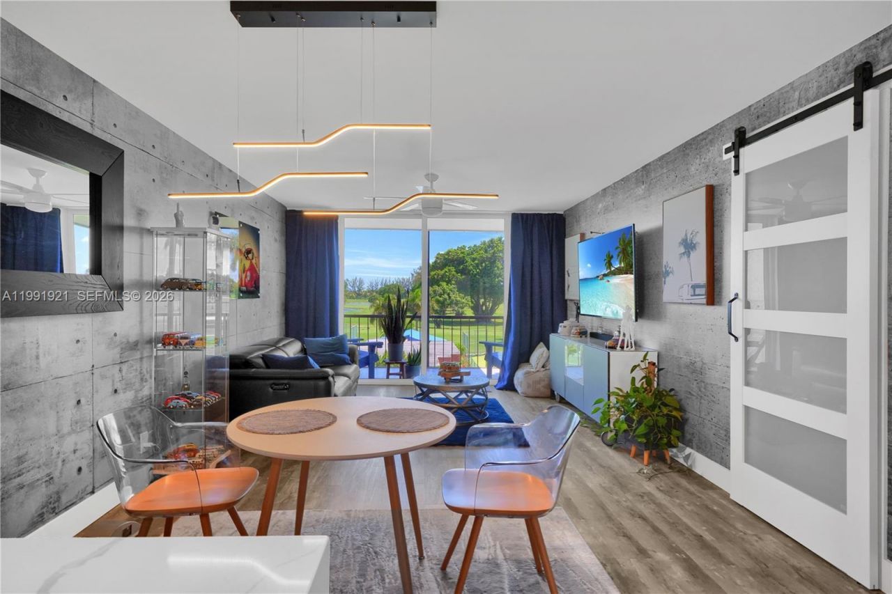 8900 Washington Blvd, Unit 320, Pembroke Pines, FL 33025 Photo