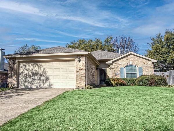 2317 Overlook Lane, Denton, TX 76207