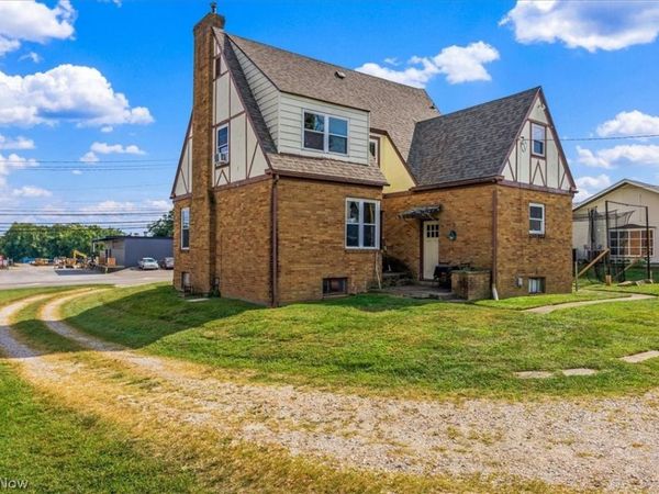 4319 Emerson Avenue, Parkersburg, WV 26104