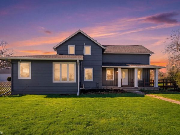 312 W South Street, Marshalltown, IA 50158