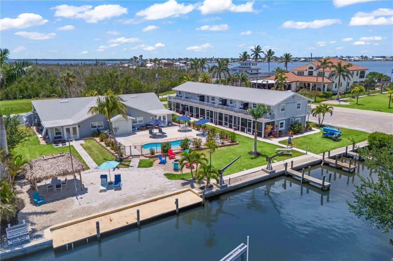 12200 Shoreview Drive, Cape Coral, FL 33993 Photo