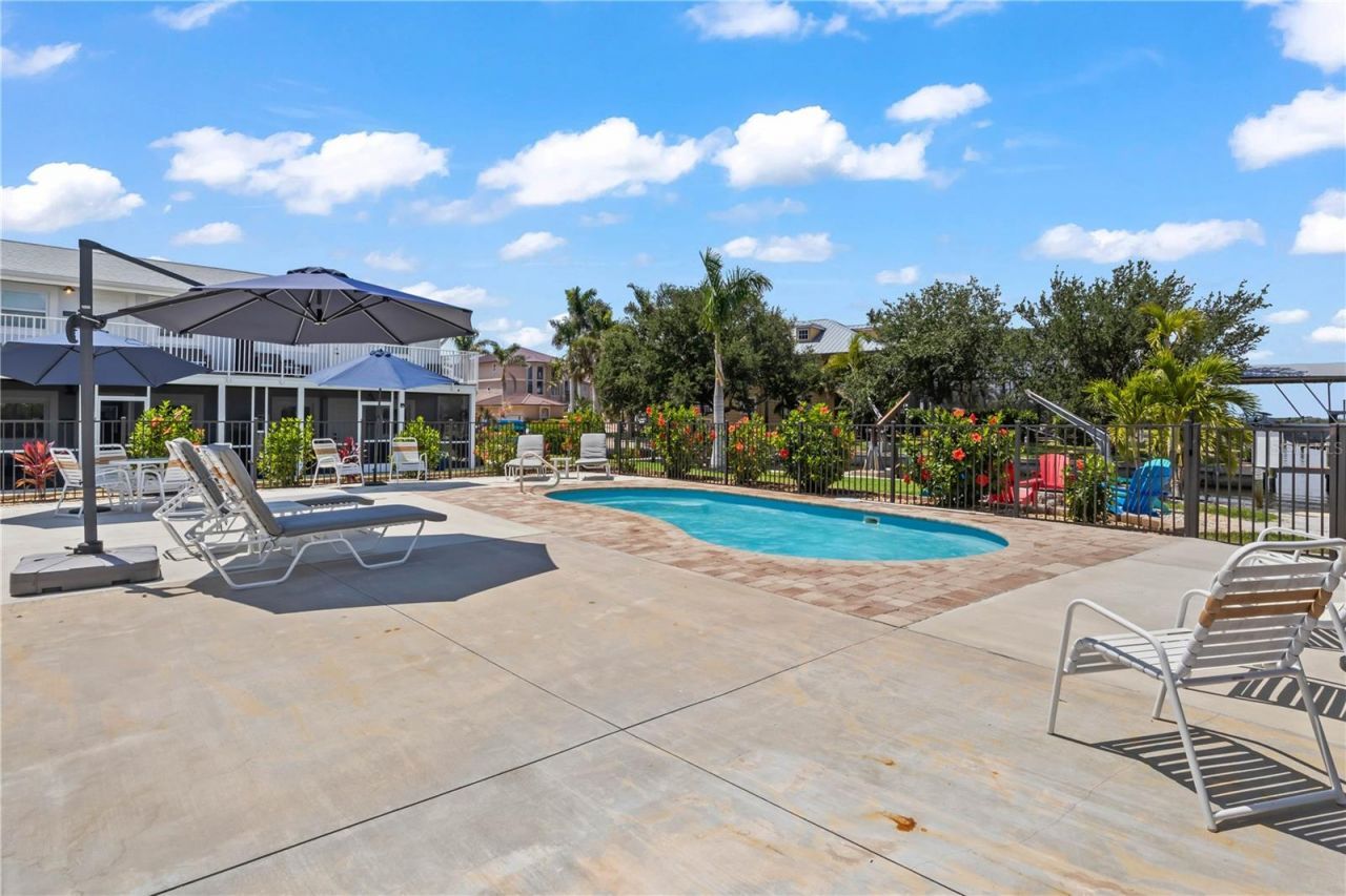 12200 Shoreview Drive, Cape Coral, FL 33993 Photo