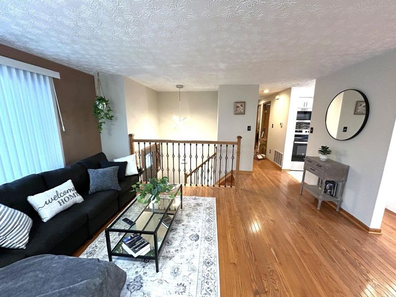 2696 Southridge Drive , Columbus, OH 43224 Photo 20